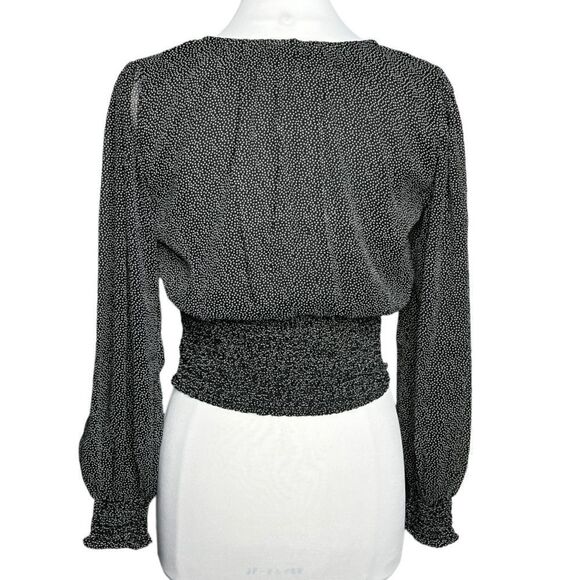 ABERCROMBIE & Fitch spotted chiffon romantic cropped pullover V-neck blouse. - Picture 5 of 8